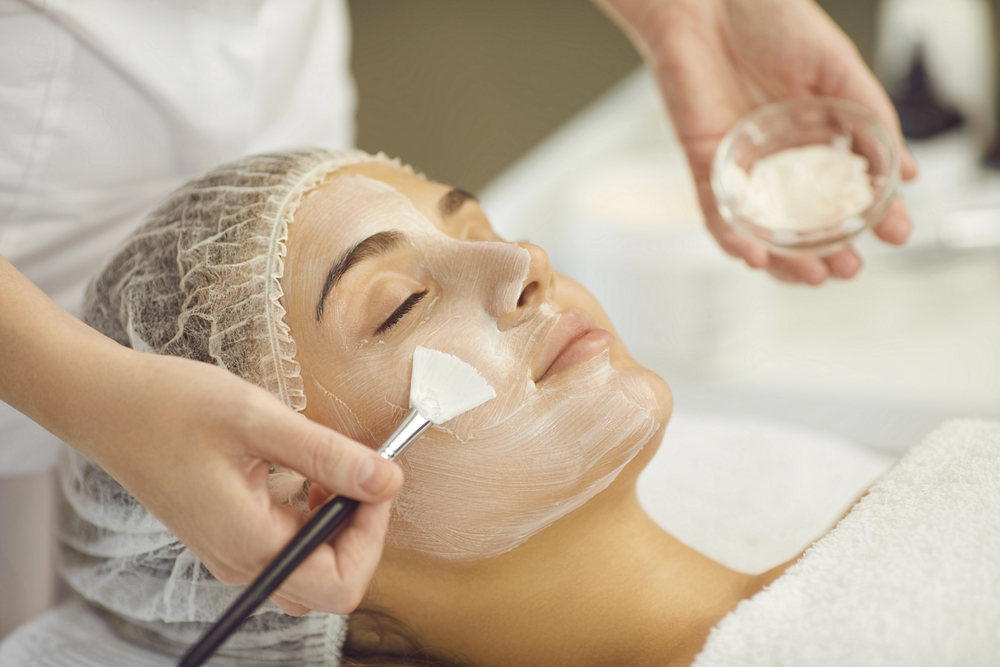 Cosmetology Vs. Esthetics: What’s The Difference & Which One’s Right For You?