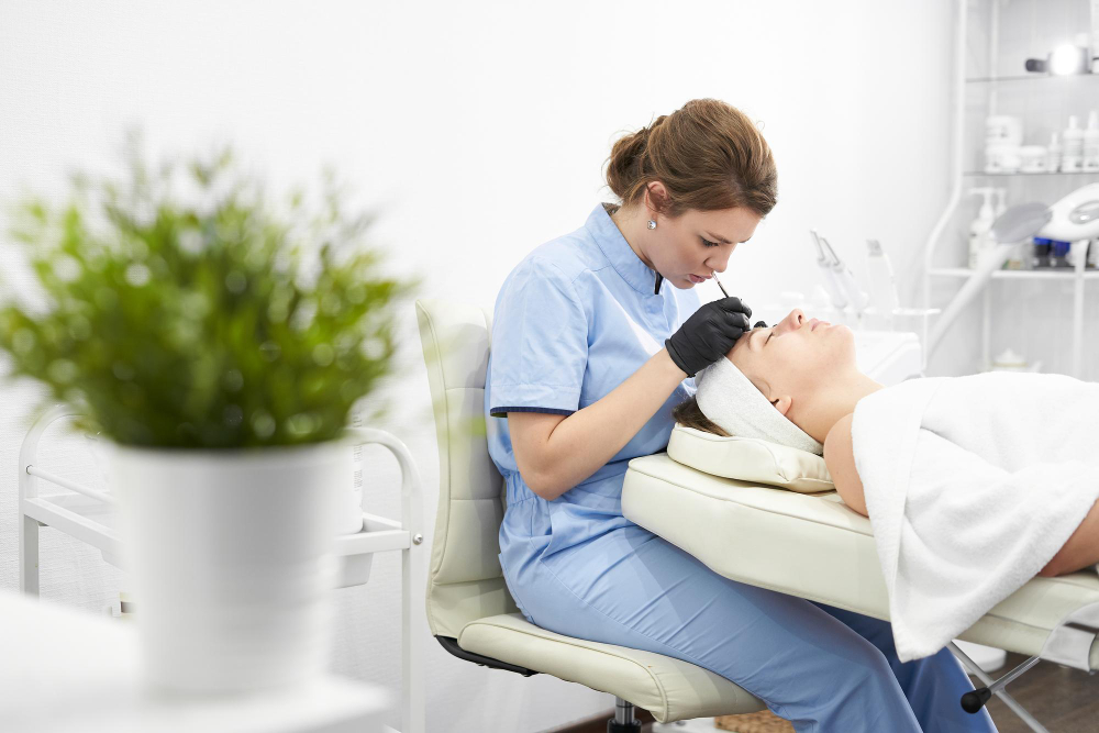 Is Financial Aid Available For Cosmetology School?